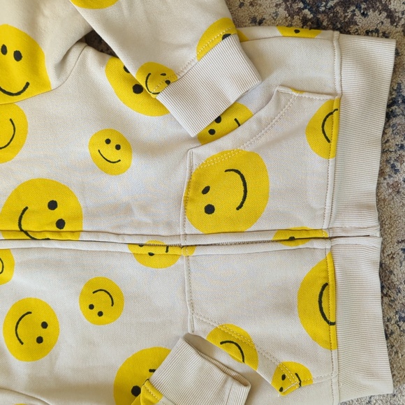 Old Navy Smiley Zip Up 🙂 - Picture 7 of 7